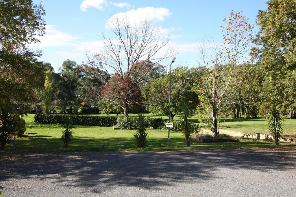 Picton Valley Motel Australia Exterior photo